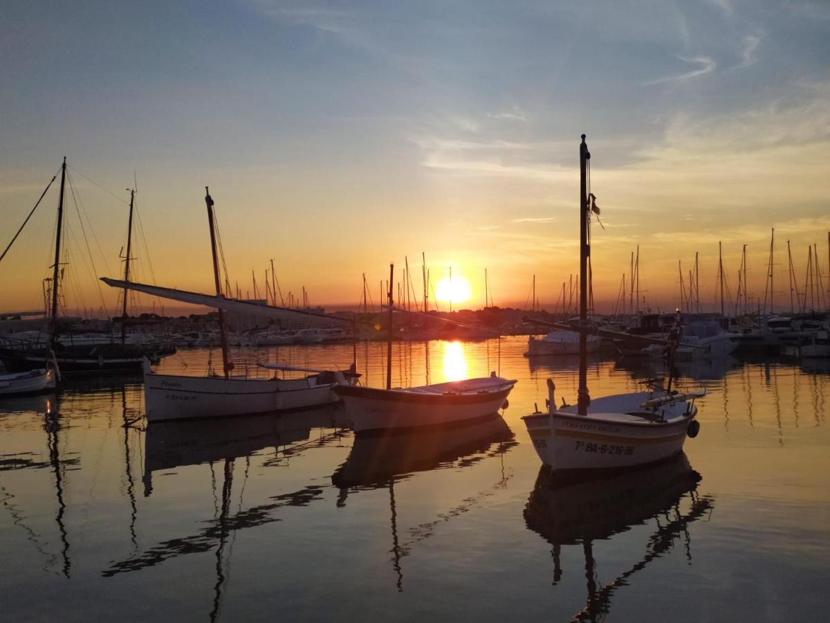 Apartament Catalunya, Centrico Y Con Parking L' Escala Екстериор снимка